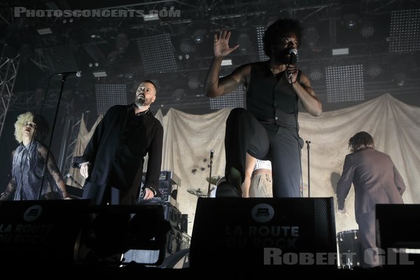YOUNG FATHERS - 2023-08-18 - SAINT MALO - Fort de St Pere - 